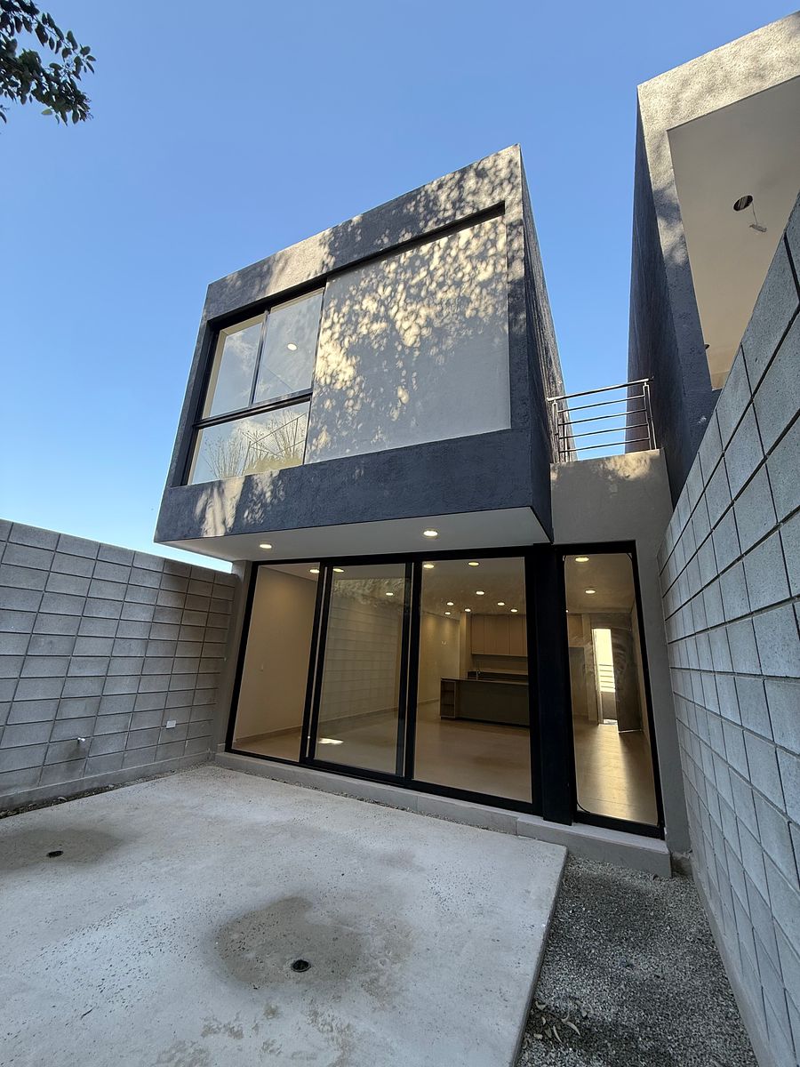 House in Jardines del Rubí, Tijuana, photo 7 of 24