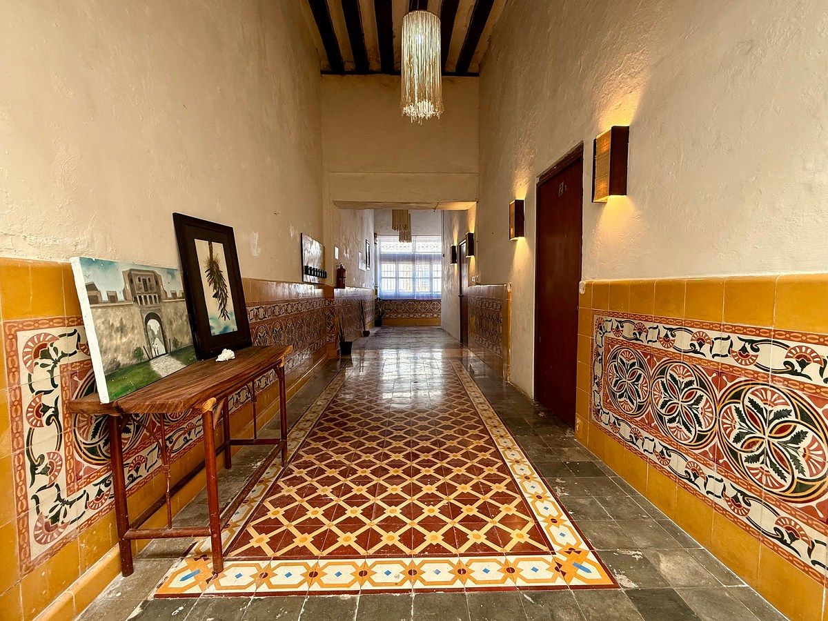 Hostal en Venta en el Centro Histórico de Campeche / Inversión con Operación Act, foto 1 de 17