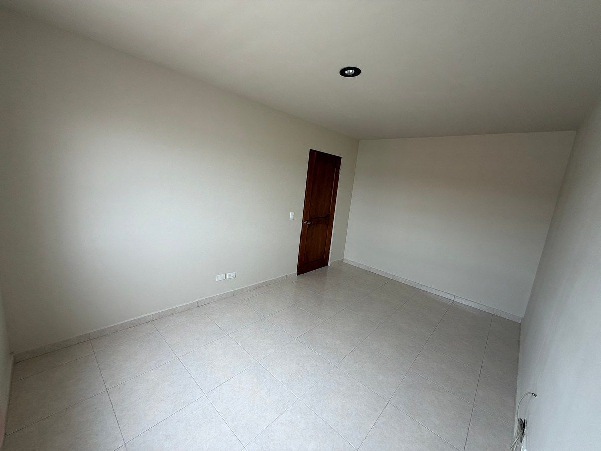Casa em Colinas del Saltito, Durango, foto 15 de 18