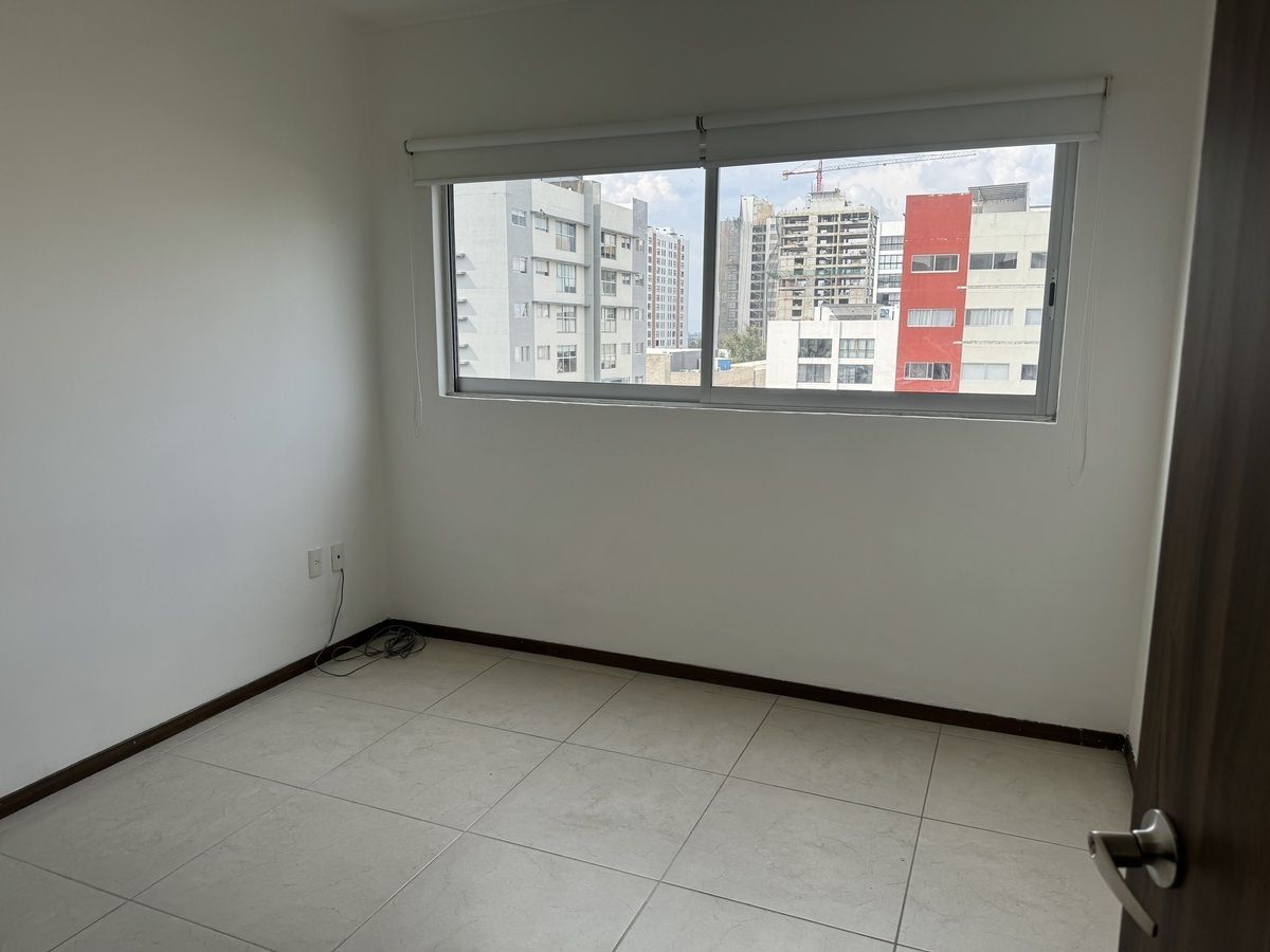 Apartment in Balcones de Santa María, Tlaquepaque, photo 2 of 10