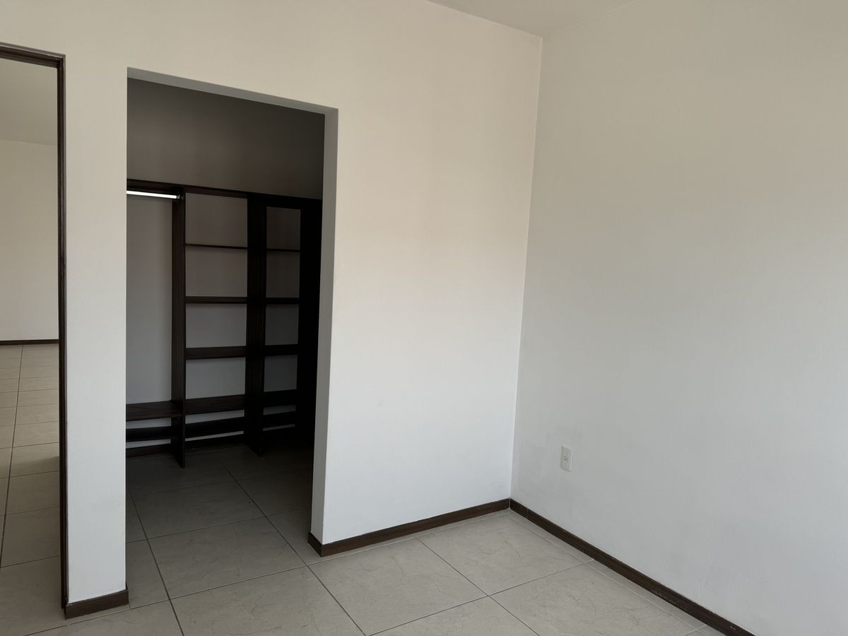 Apartment in Balcones de Santa María, Tlaquepaque, photo 4 of 10