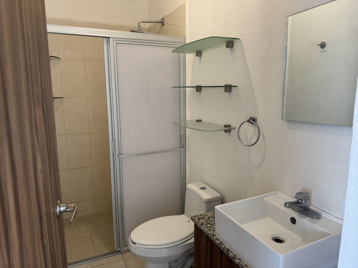 Apartment in Balcones de Santa María, Tlaquepaque, photo 6 of 10