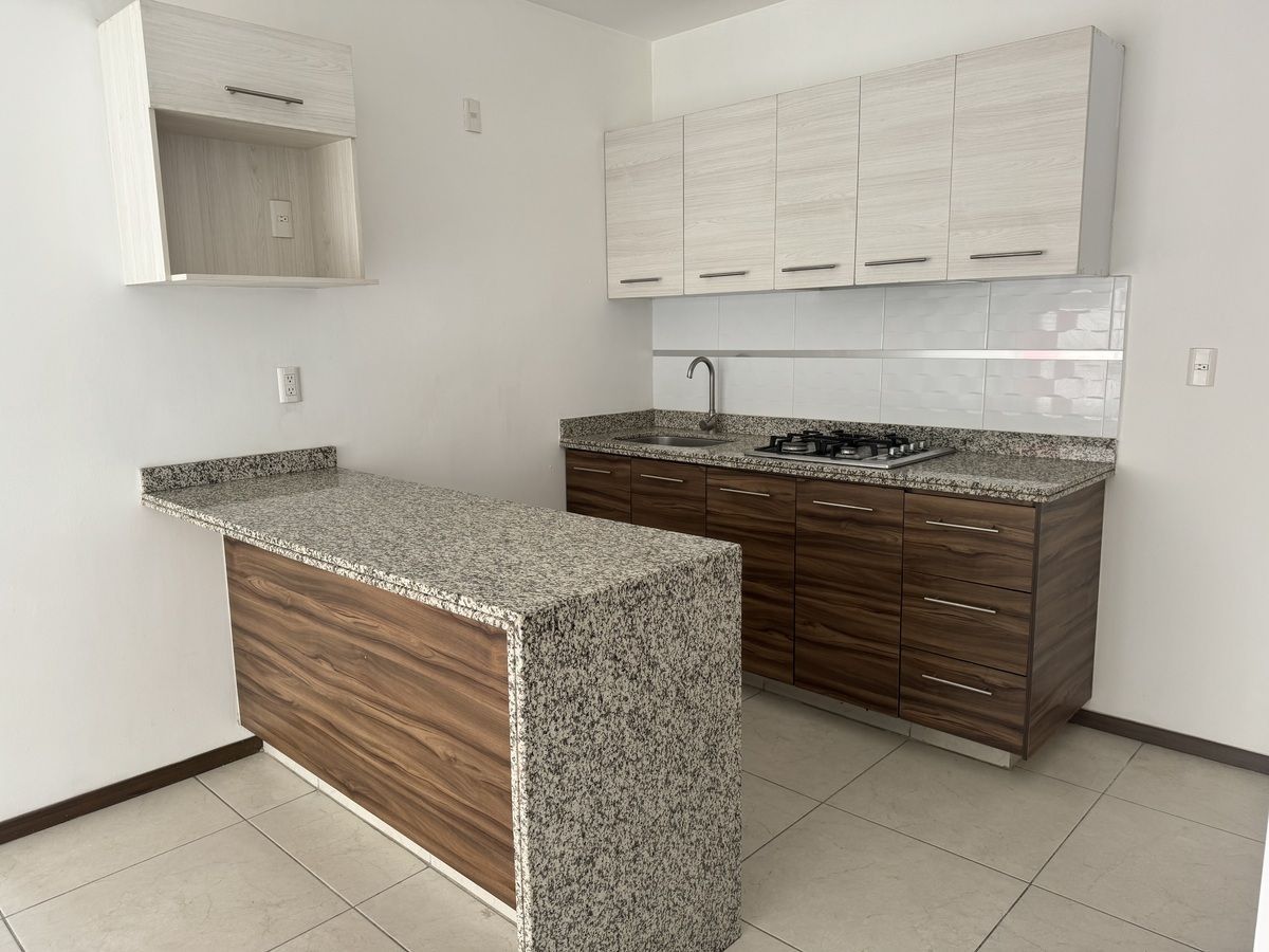 Apartment in Balcones de Santa María, Tlaquepaque, photo 9 of 10