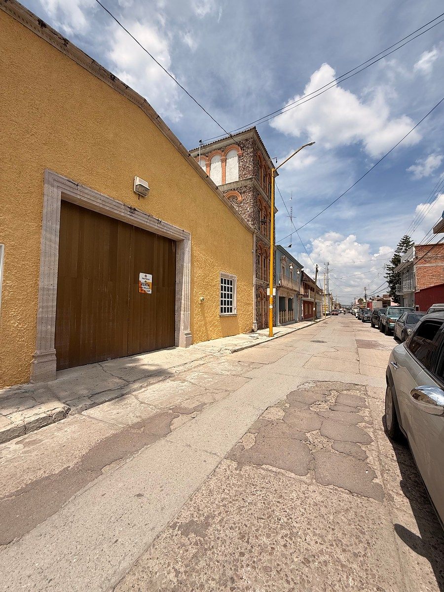 Commercial Storage Unit in Jesús María Centro, Jesús María, photo 2 of 9