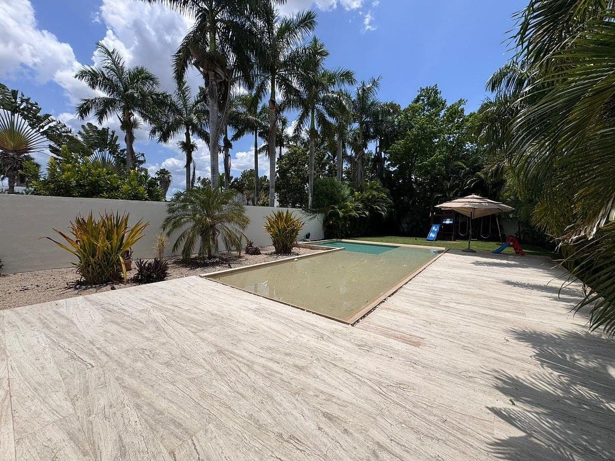 CASA EN VENTA EN CONKAL, AMPLIO TERRENO, ENTREGA INMEDIATA - foto 1