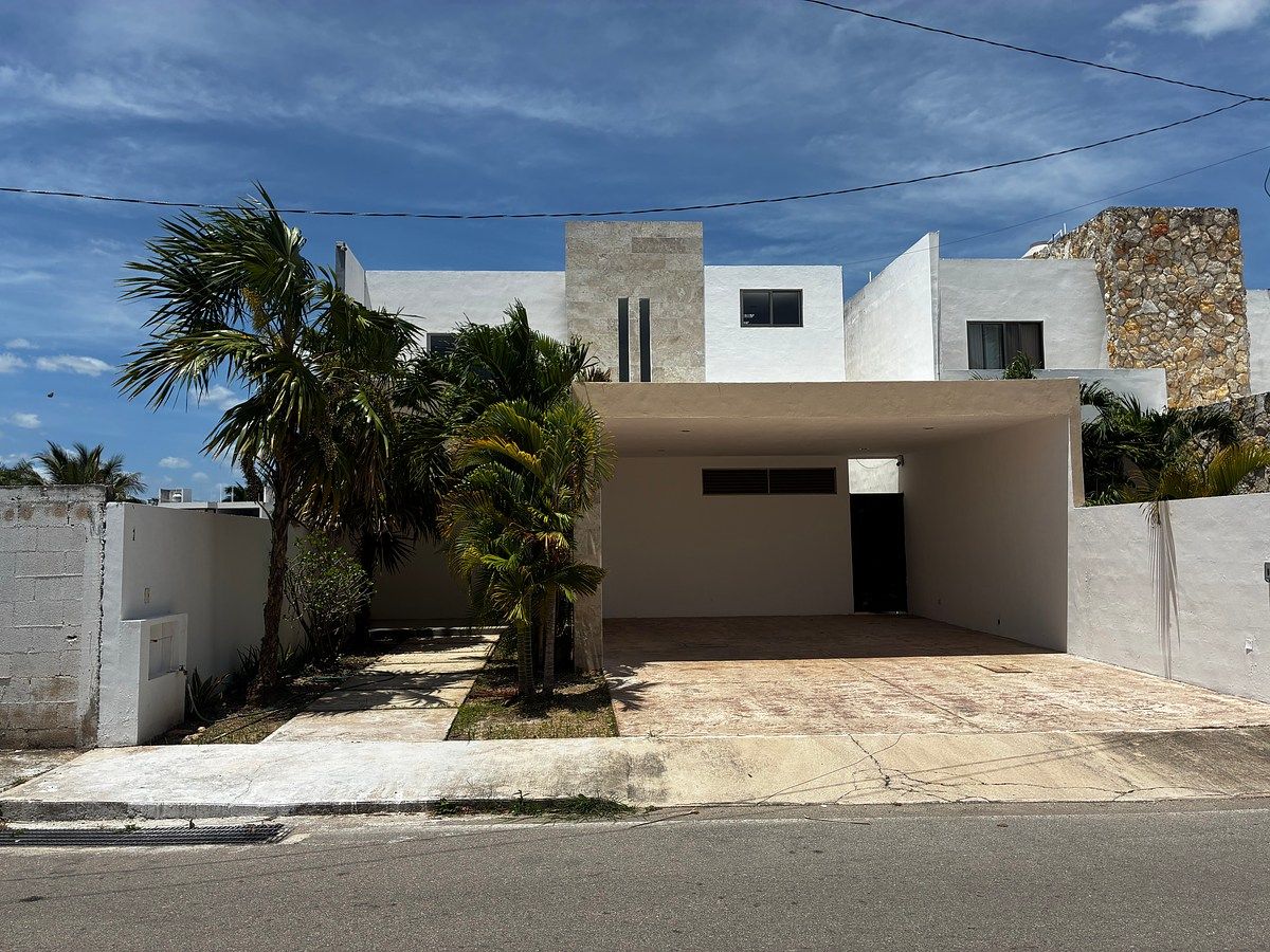 VENTA DE CASA EN CONKAL, YUC., foto 1 de 37