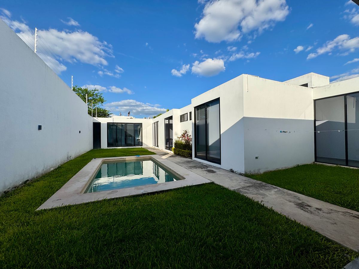 House in Dzityá, Mérida, photo 31 of 37