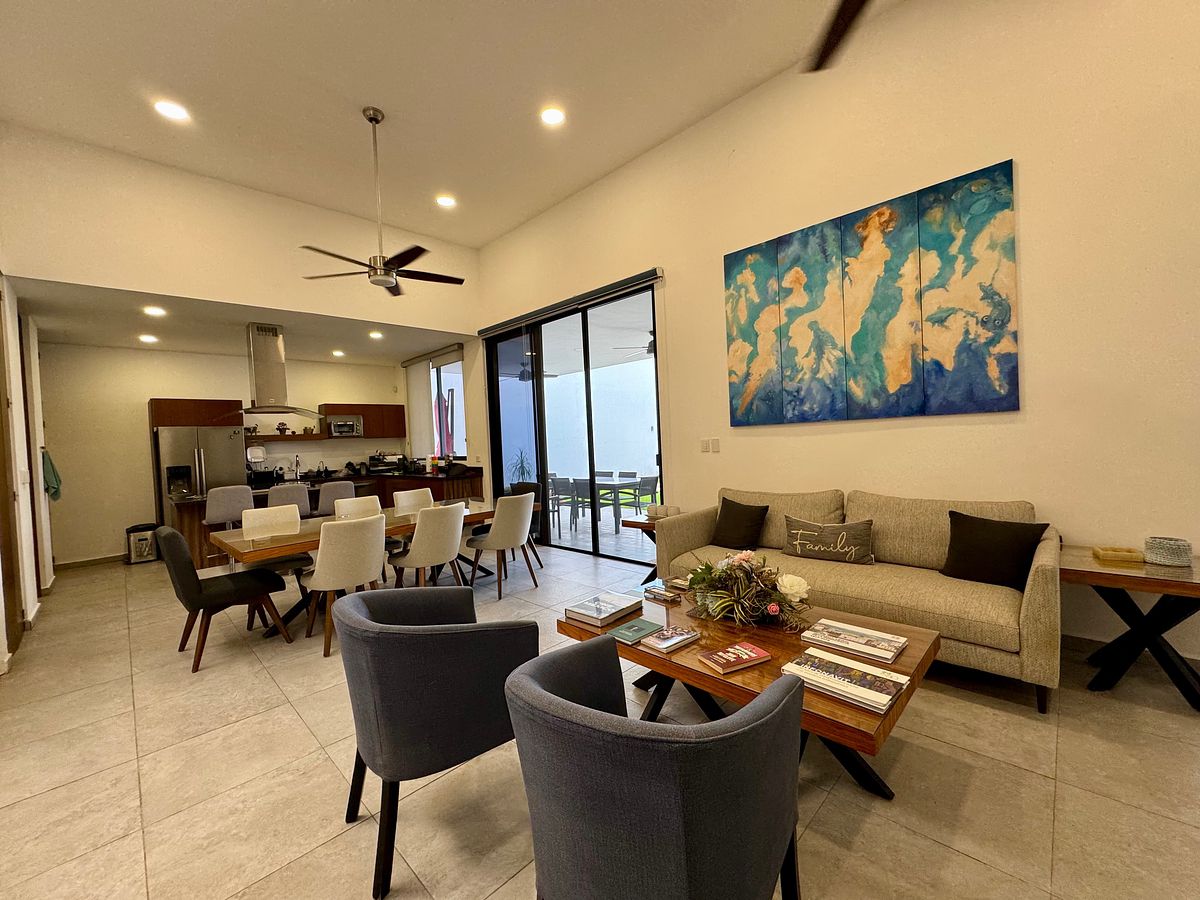 Semi-new single-story residence for sale, Dzitya, photo 1 of 37
