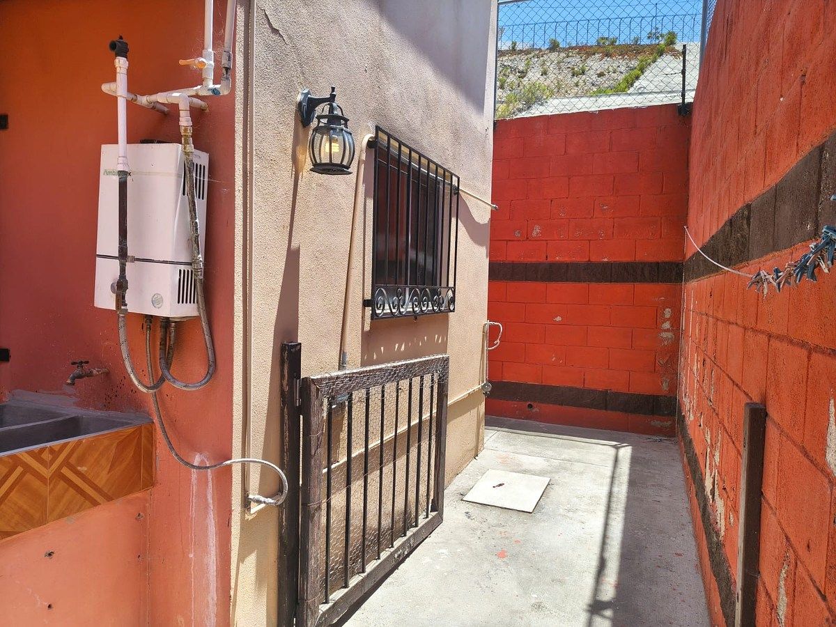 Casa em Colinas de California, Tijuana, foto 12 de 13