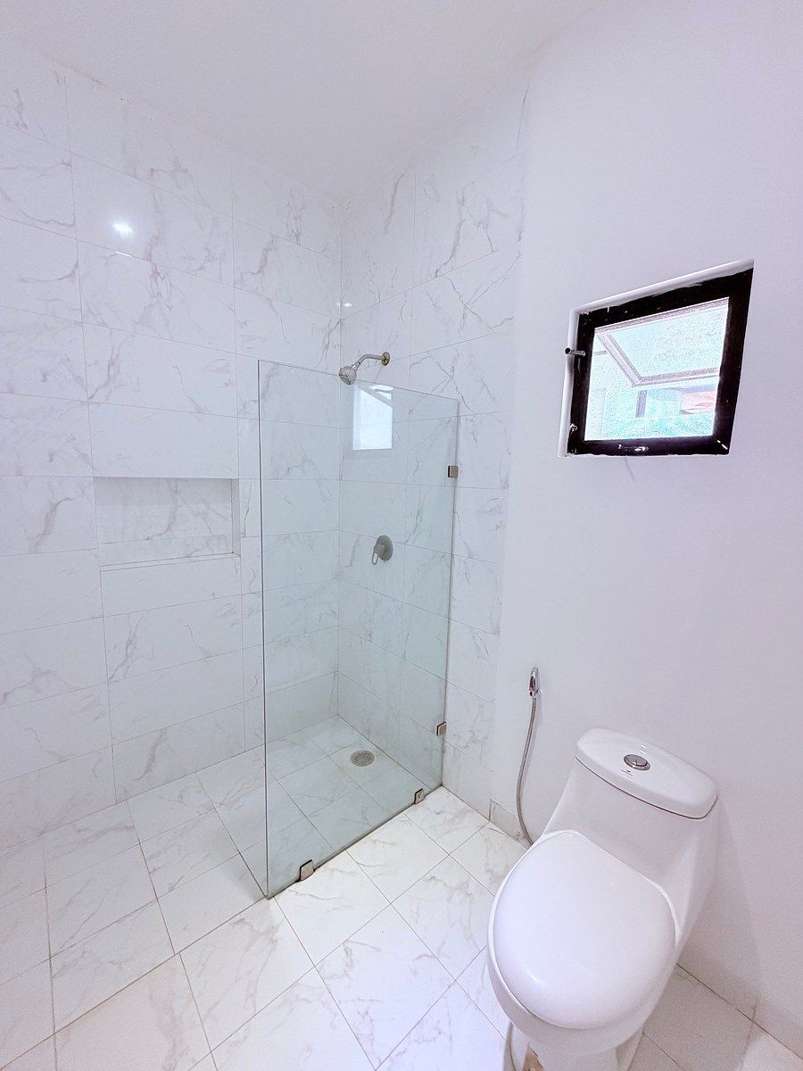 Baño, photo 16 of 16