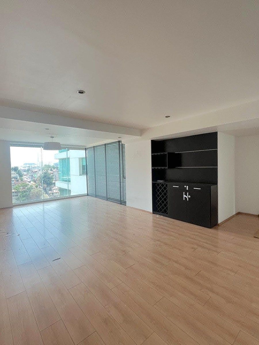 Renta departamento en Interlomas, photo 1 of 20