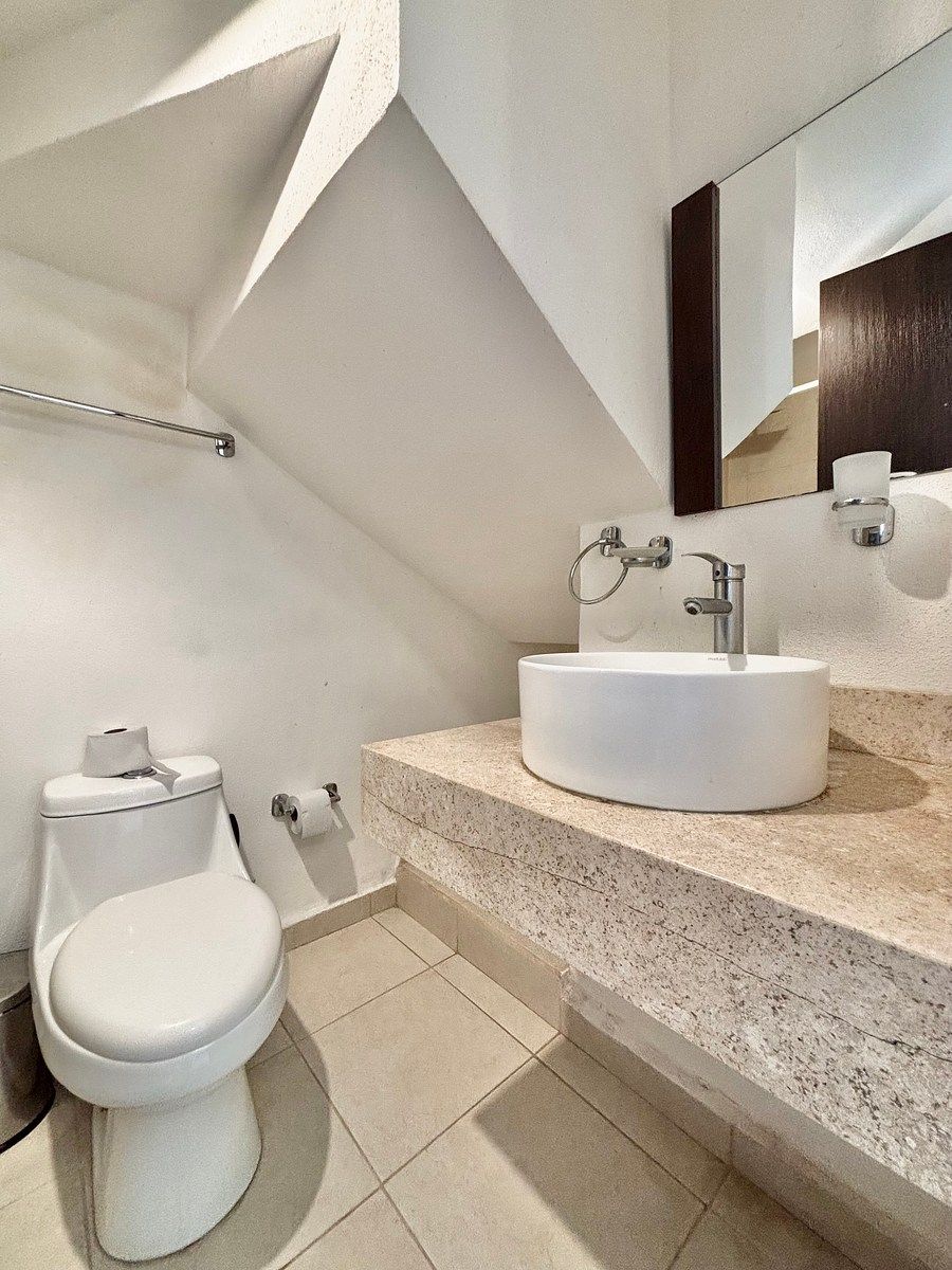 Baño completo en planta baja ., foto 13 de 39