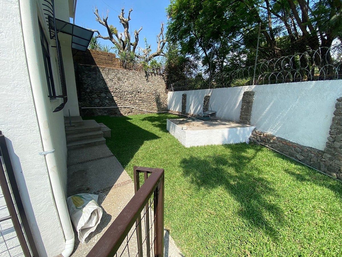 CASA SOLA EN RENTA EN RANCHO CORTES, foto 1 de 11