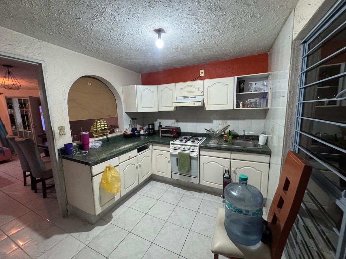 House in Jardines del Nilo, Guadalajara, photo 4 of 12