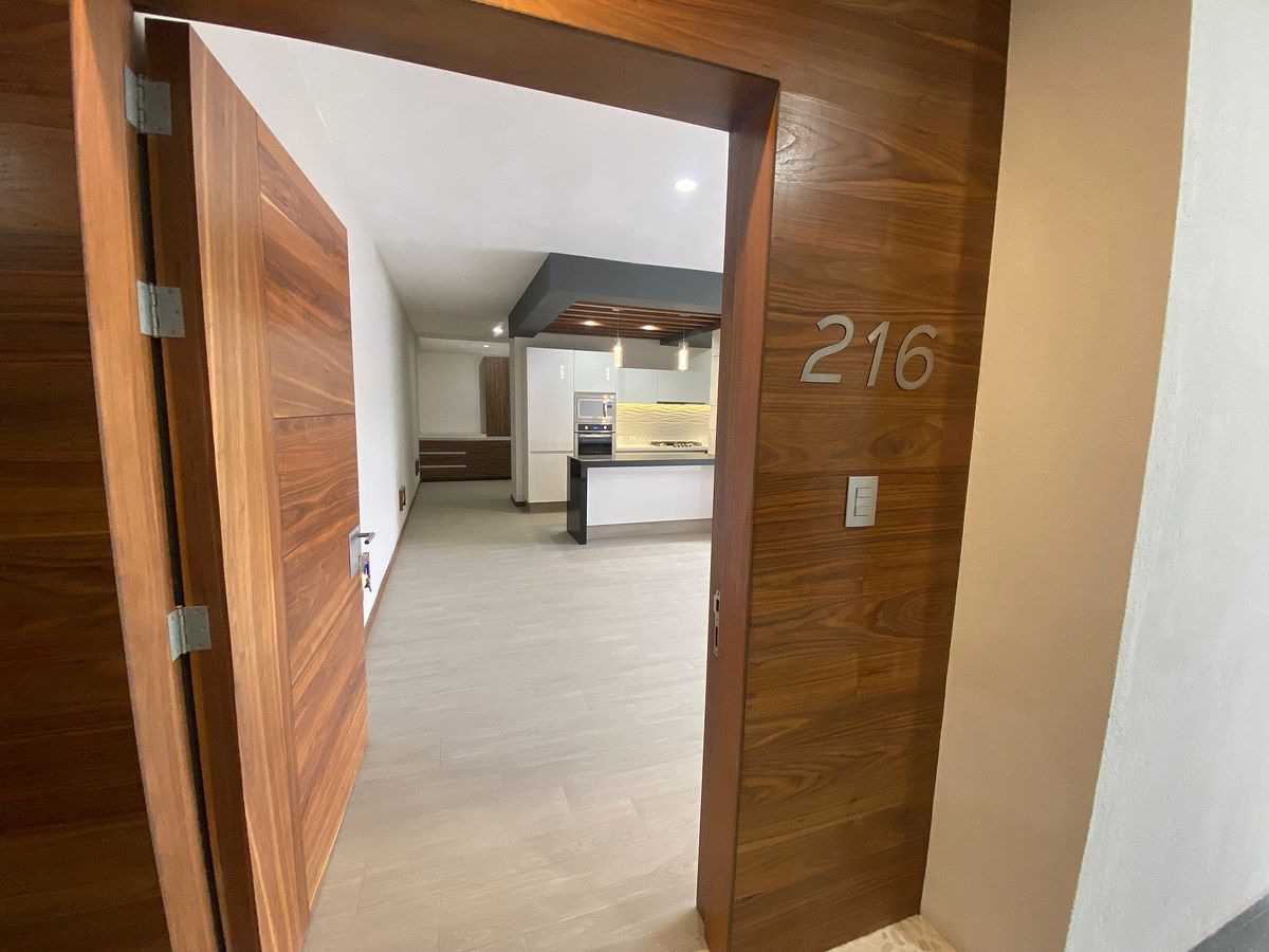 DEPARTAMENTO RUMAH EN VENTA EN CUMBRES DEL LAGO JURIQUILLA, foto 1 de 27