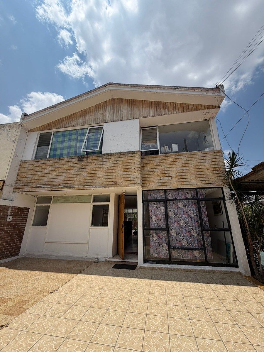 Casa en venta en Felix Ireta, Morelia, Michoacán, foto 1 de 14