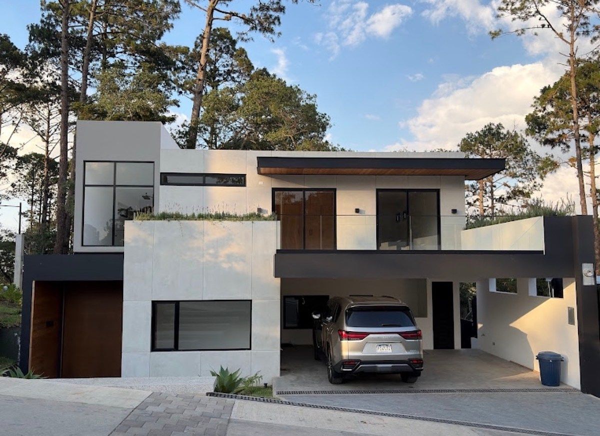 Casa para estrenar en zona 16, foto 1 de 12