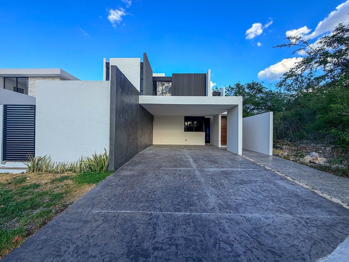 Casa en Venta en Privada Parque Natura de 4 Habitaciones