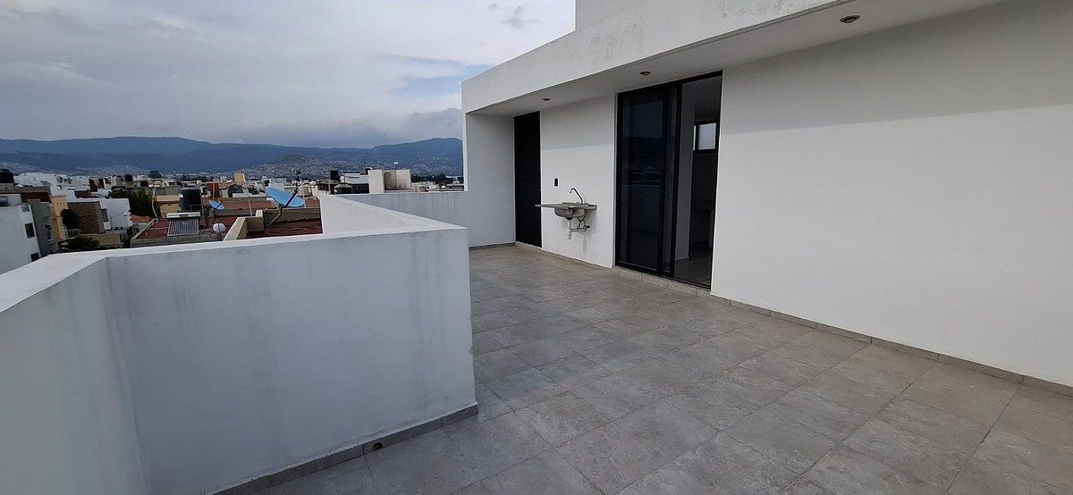 Casa en El Portezuelo, Mineral de la Reforma, foto 3 de 35