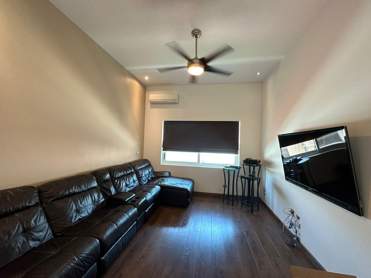 Casa em Fuentes del Valle, San Pedro Garza García, foto 14 de 25