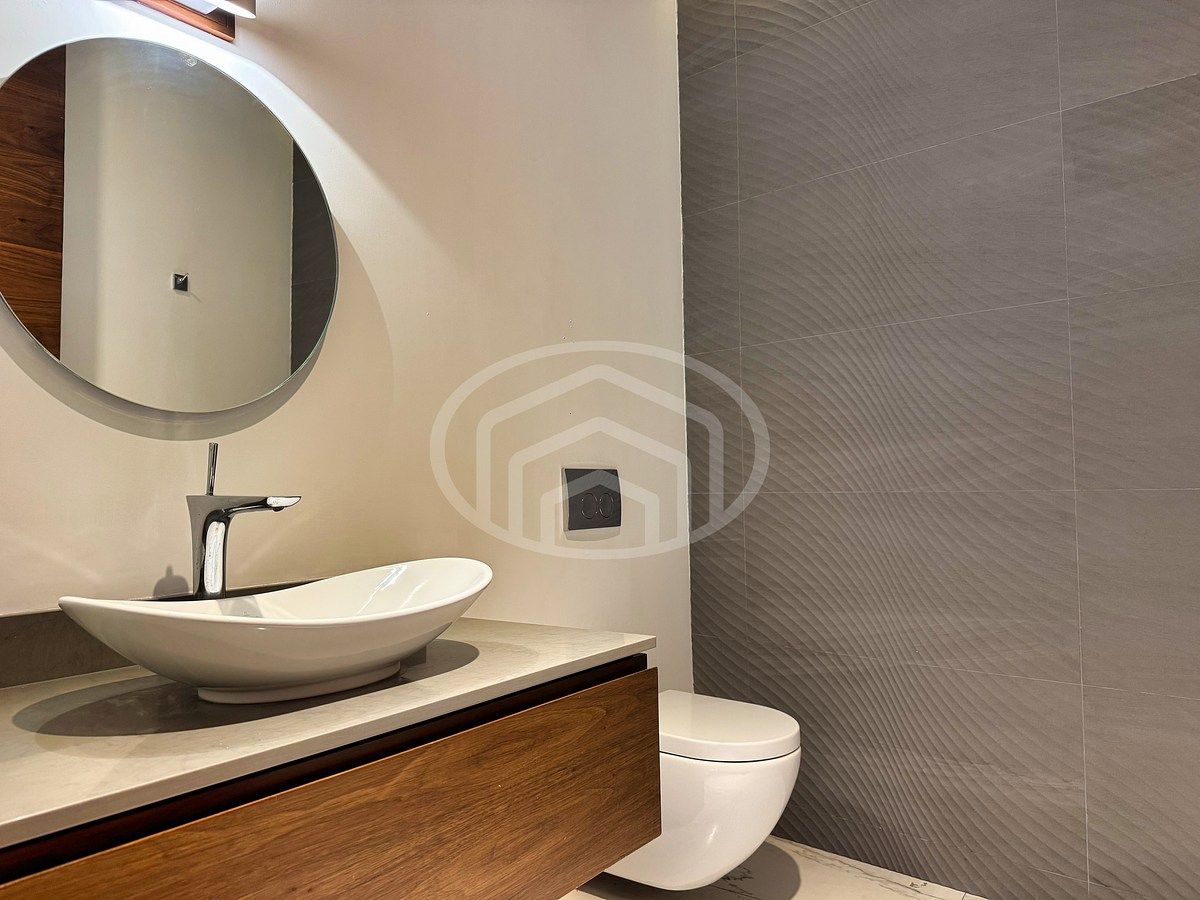 BAÑO DE VISITAS, foto 6 de 33