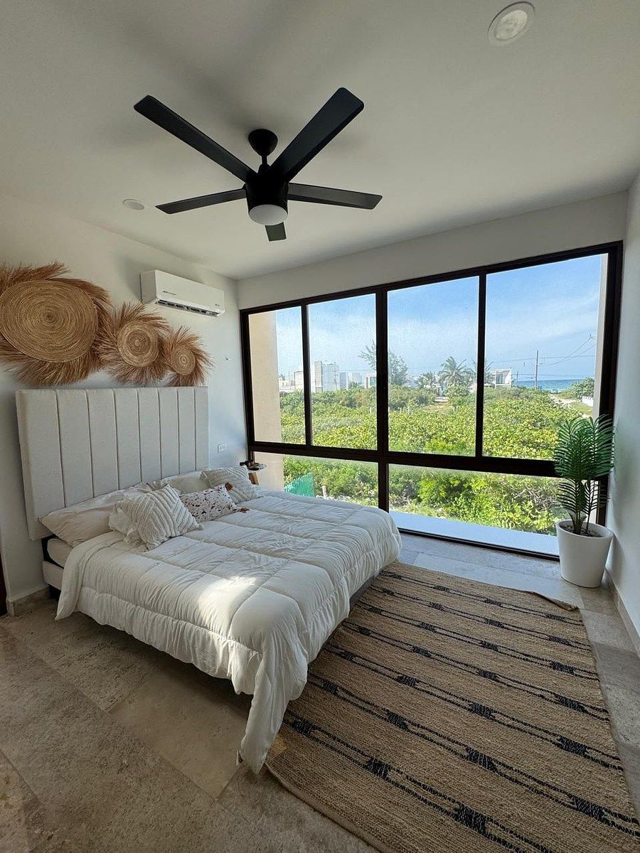 Villa a 150 metros del mar en San Benito, foto 1 de 25