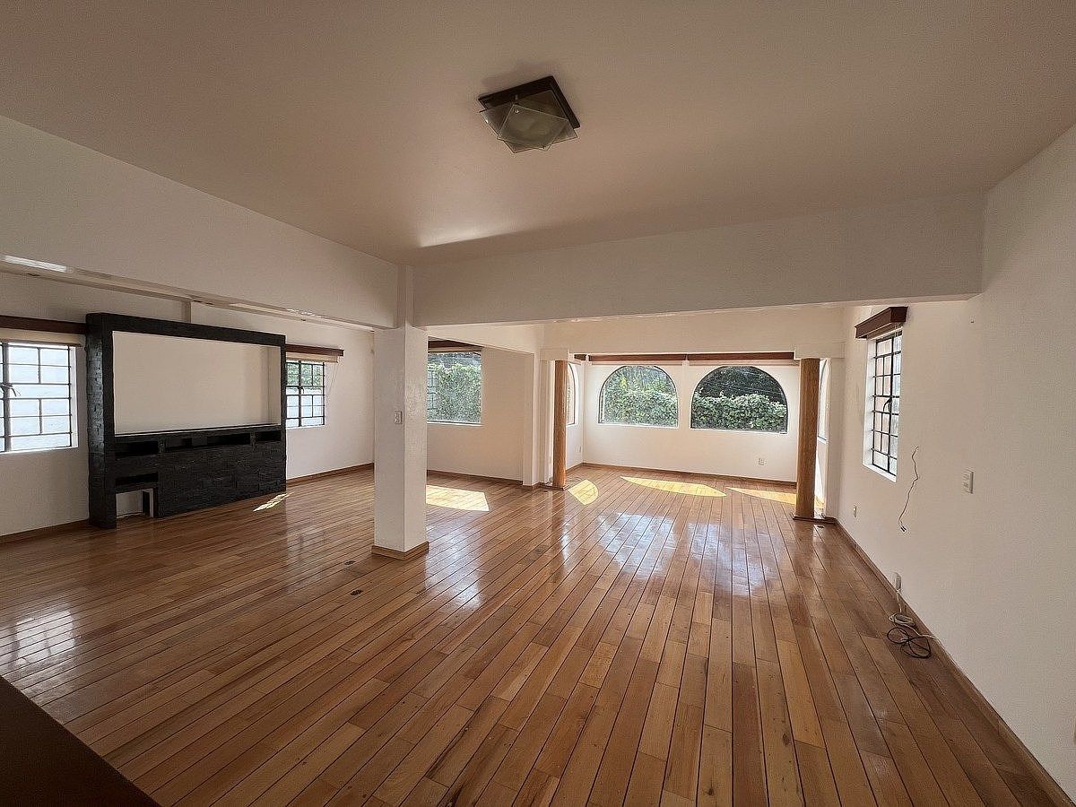 Baja de precio Lomas de Chapultepec casa en Venta y Renta Prado Norte - foto 1