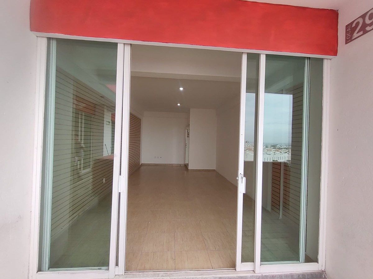 Local comercial en El Mirador, Querétaro, foto 7 de 9