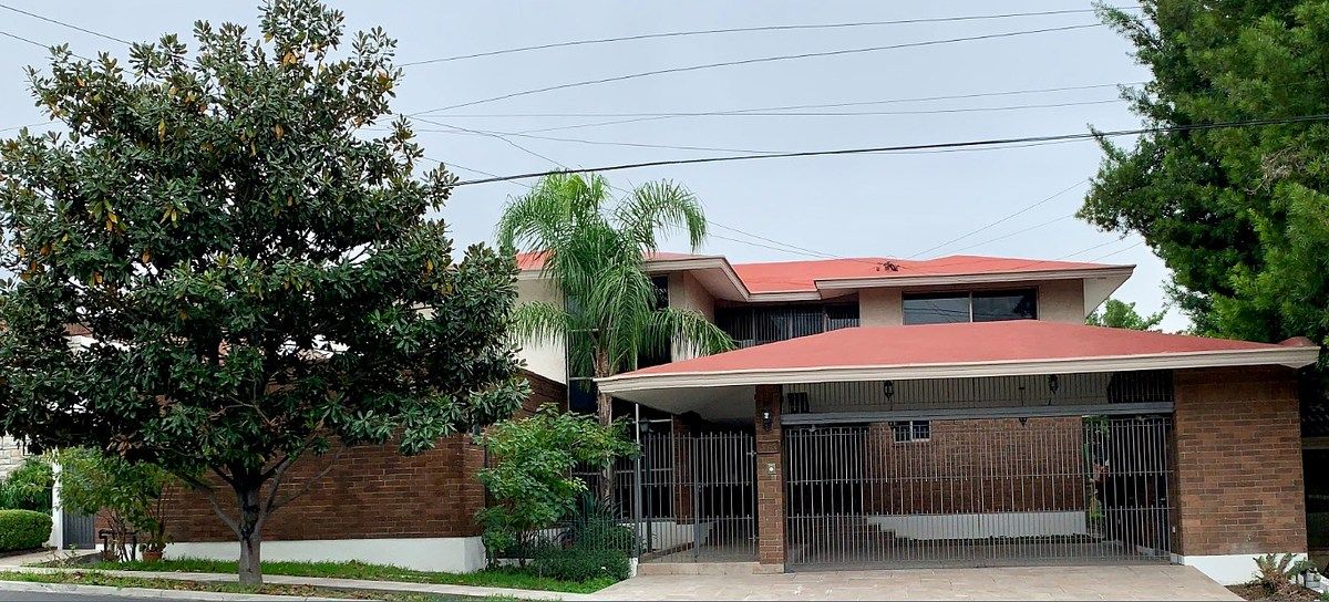 CASA EN VENTA BOSQUES DEL VALLE, foto 1 de 19
