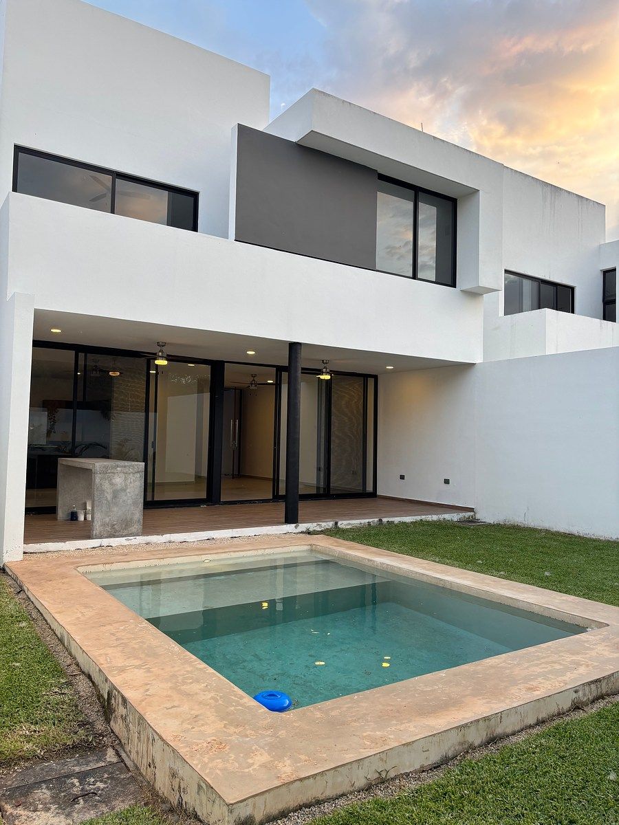 Casa en condominio en Yucatán Country Club, Mérida, foto 2 de 35