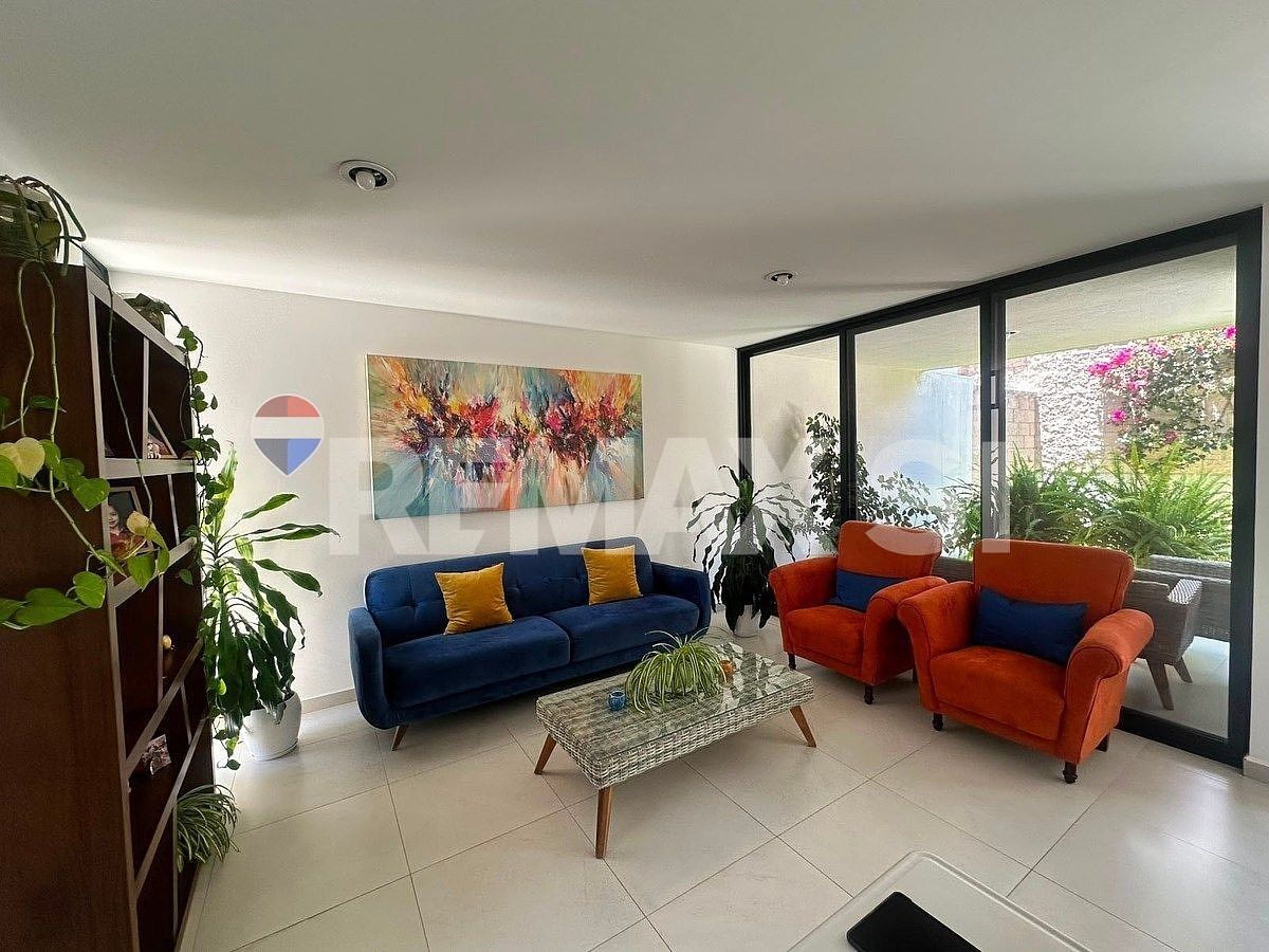 CASA À VENDA EM ALTOS JURIQUILLA ATIA, foto 1 de 26