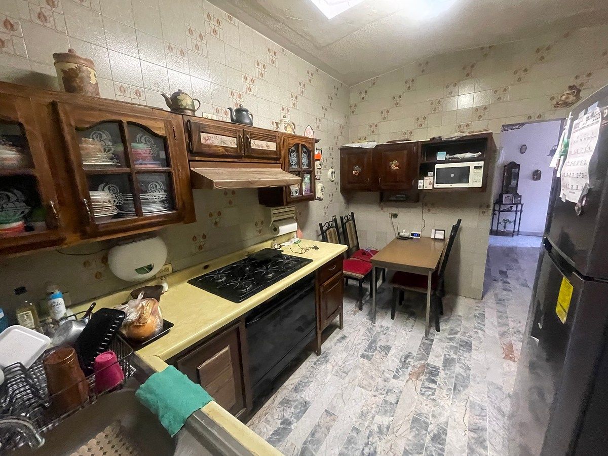 Casa em Burócratas del Estado, Saltillo, foto 3 de 16