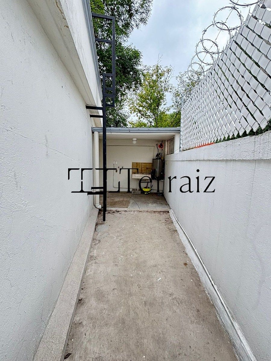 House in Jardines de San Mateo, Naucalpan de Juárez, photo 6 of 12