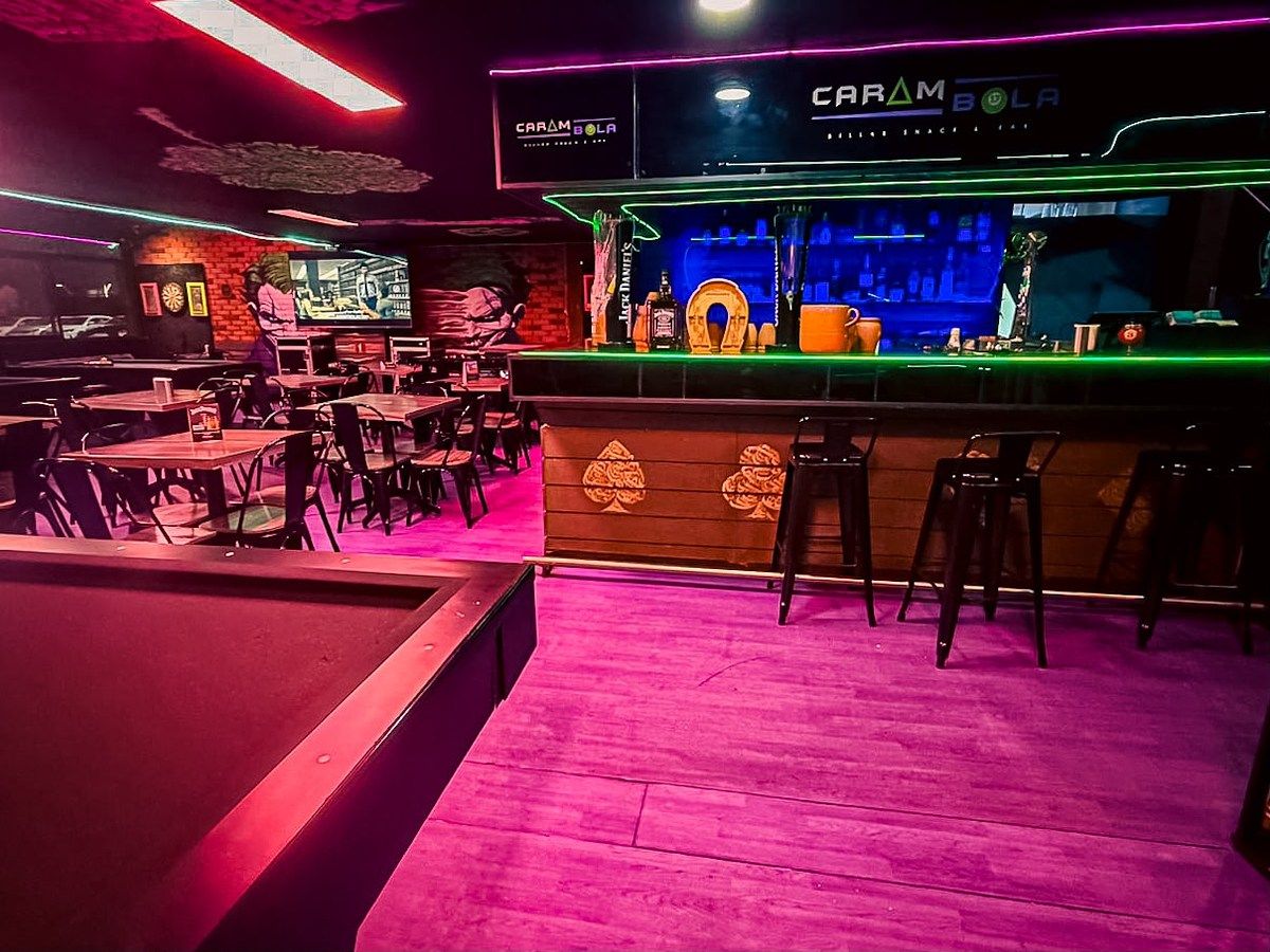 BAR EN TRASPASO EN INTERLOMAS, photo 1 of 13