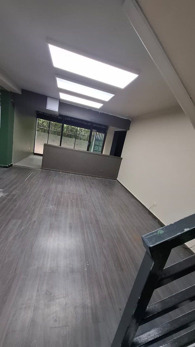 Local Comercial en Jardines del Norte, Santo Domingo Centro (Distrito Nacional), foto 3 de 9