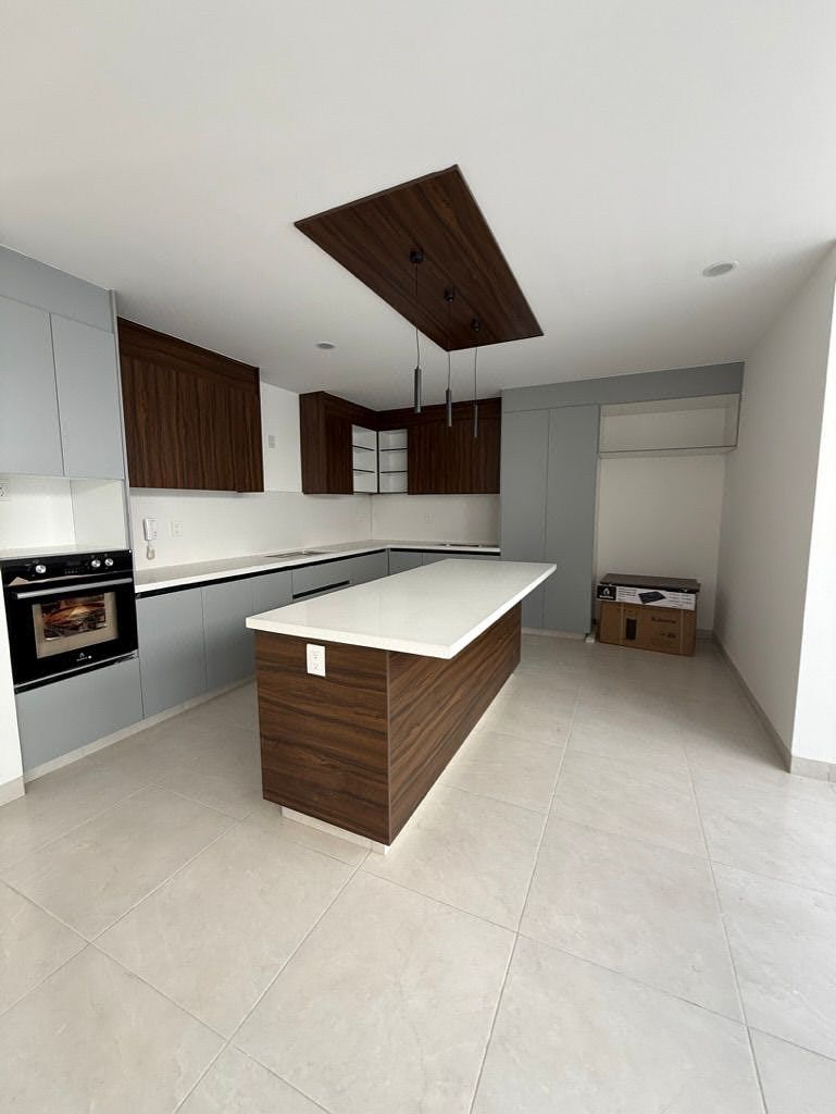 Casa Nueva de Autor con Recámara en Planta Baja | El Mirador - foto 1