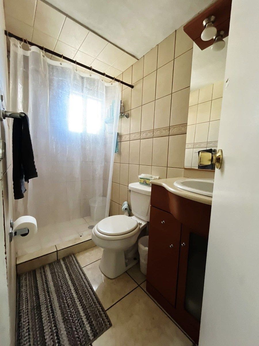 Casa em Colinas de Agua Caliente, Tijuana, foto 3 de 9