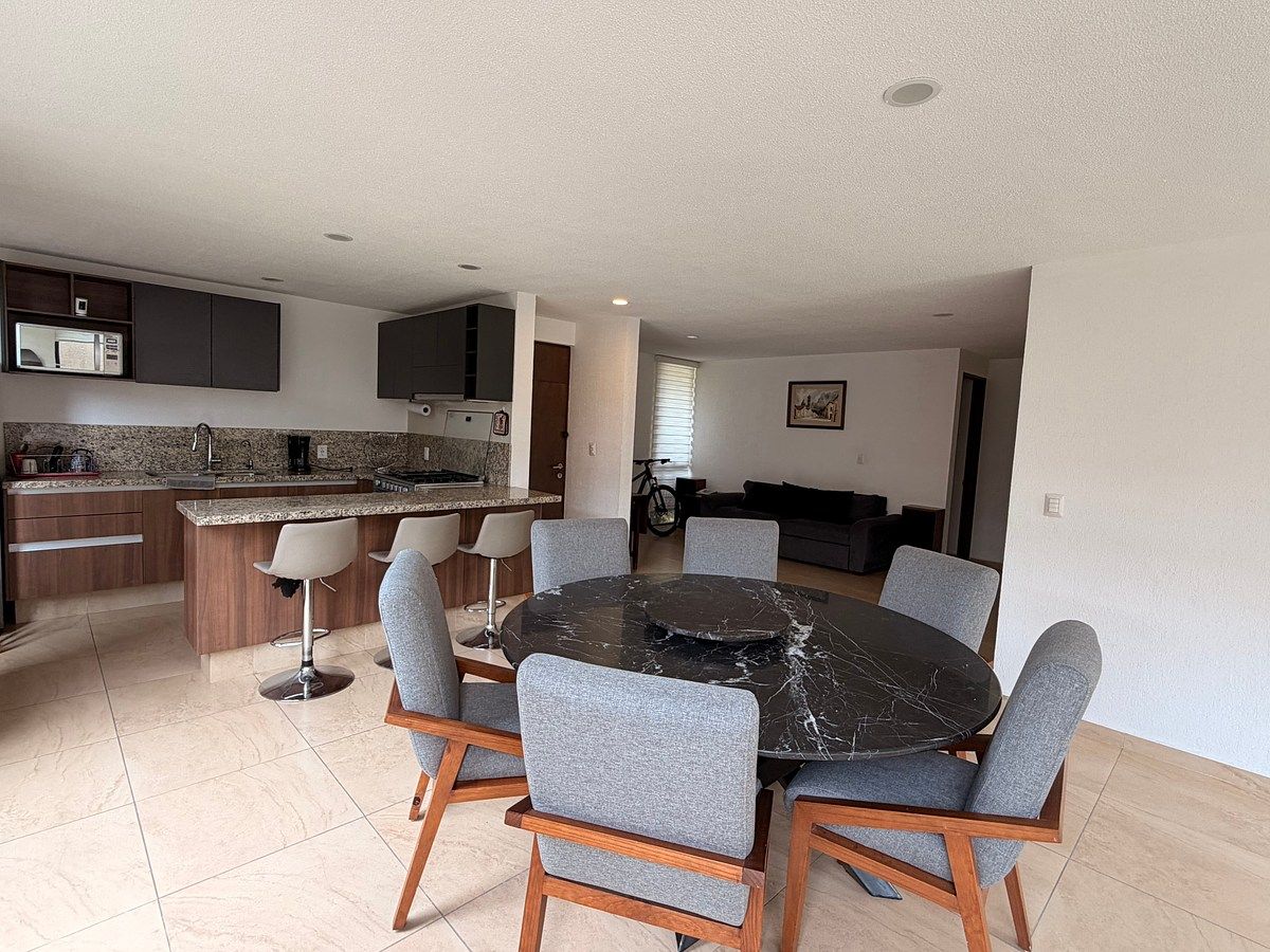 Alugar Apartamento em PB Altos Juriquilla, foto 1 de 17