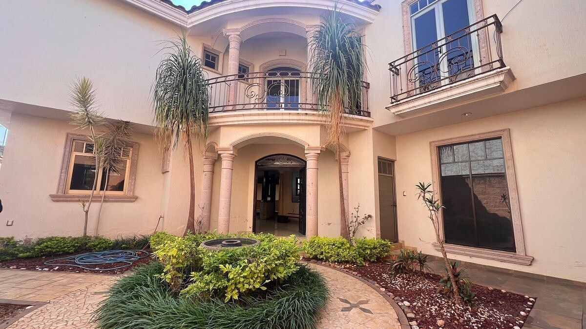 Casa con uso de suelo en Jardines de La Rivera, Tepatitlán de Morelos, foto 11 de 36