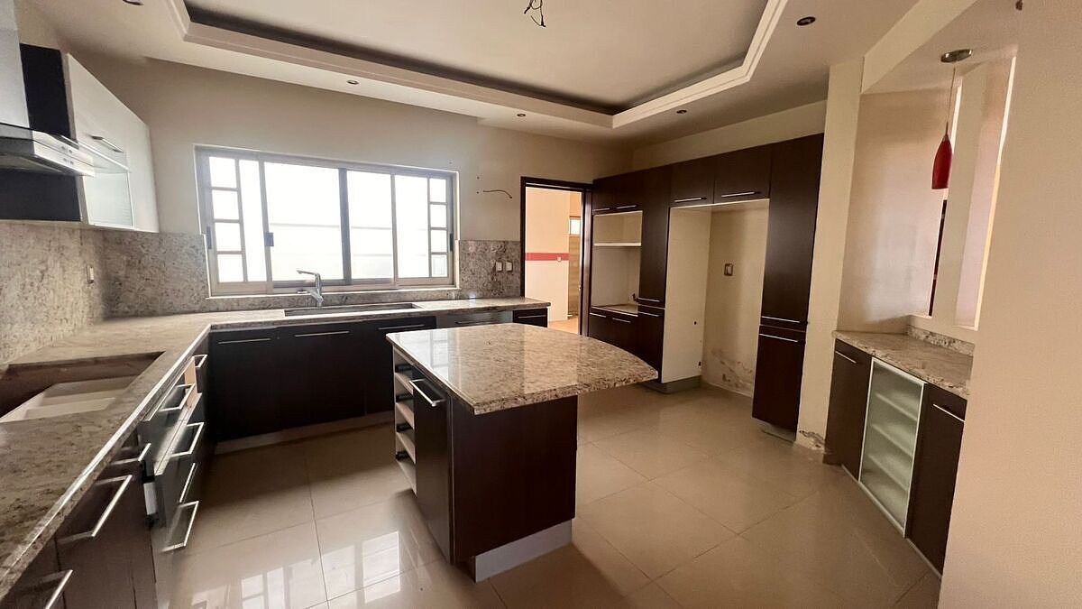 Casa con uso de suelo en Jardines de La Rivera, Tepatitlán de Morelos, foto 13 de 36
