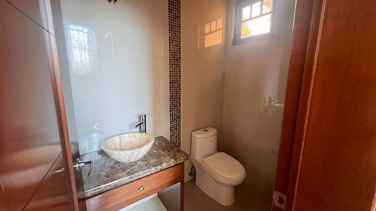 Casa con uso de suelo en Jardines de La Rivera, Tepatitlán de Morelos, foto 29 de 36