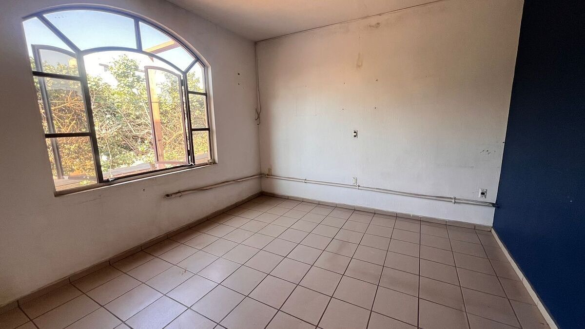 Casa con uso de suelo en Jardines de La Rivera, Tepatitlán de Morelos, foto 2 de 36