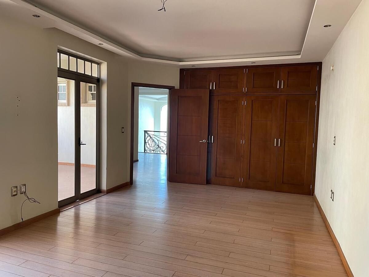 Casa con uso de suelo en Jardines de La Rivera, Tepatitlán de Morelos, foto 13 de 35