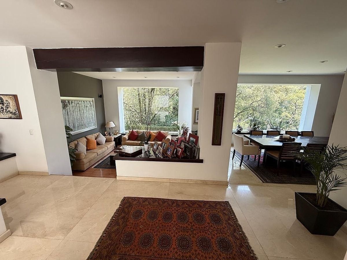 MB-Super oportunidad Casa con seguridad en venta en Lomas de Vistahermosa - foto 2