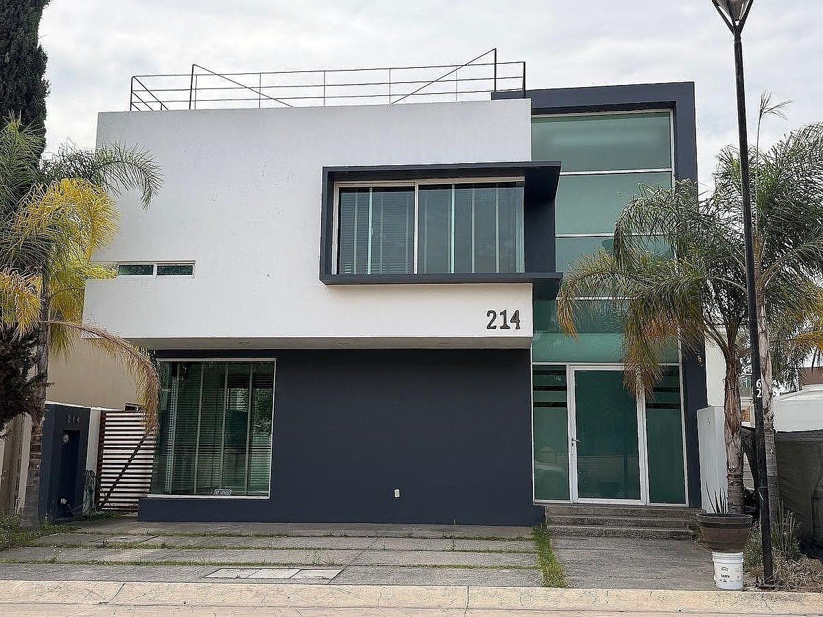 Se vende casa en  Coto Provenza, Zona Sur, Tlajomulco de Zúñiga, Jalisco, foto 1 de 17