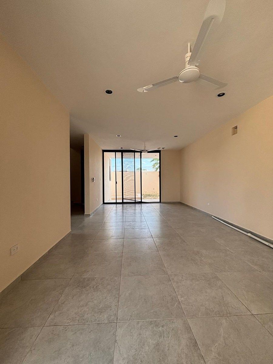 Casa en venta en al norte de Mérida, Real Montejo. Con Alberca - foto 3