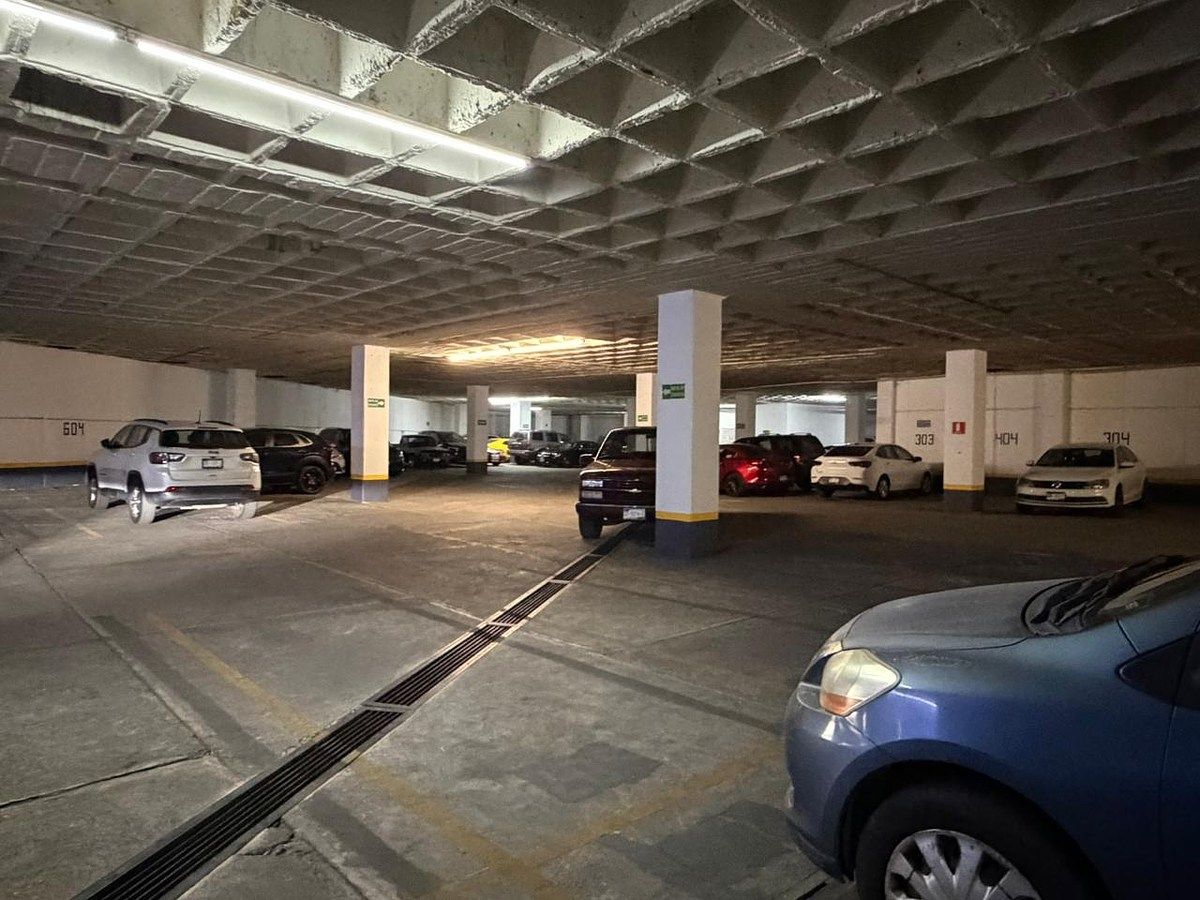 Edificio en El Jacal, Querétaro, foto 6 de 12