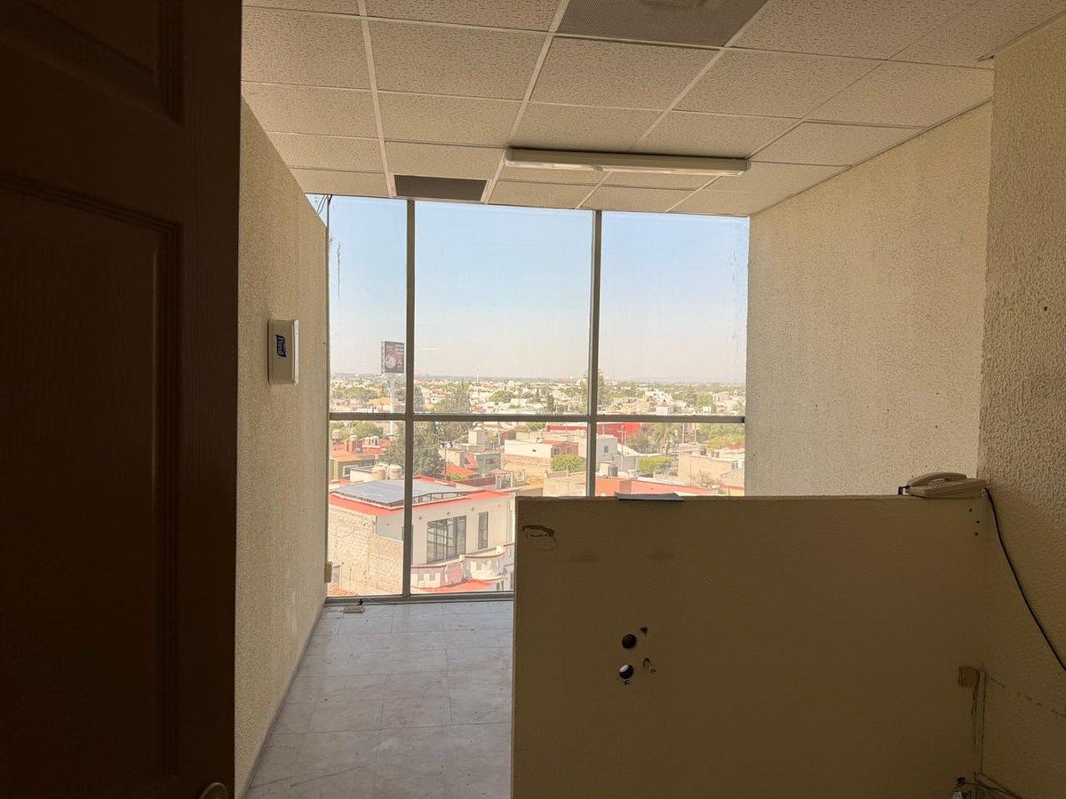 Edificio en El Jacal, Querétaro, foto 7 de 12