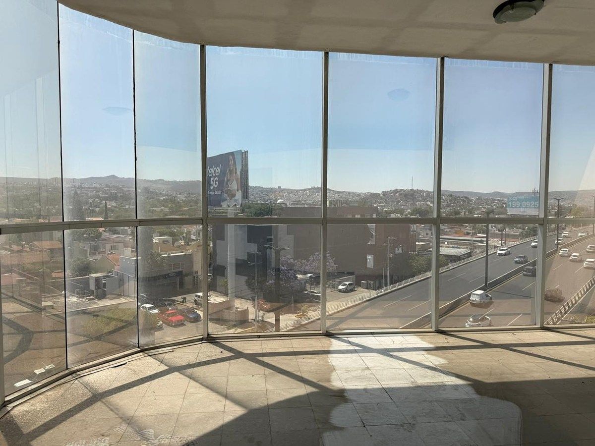 Edificio en El Jacal, Querétaro, foto 10 de 12