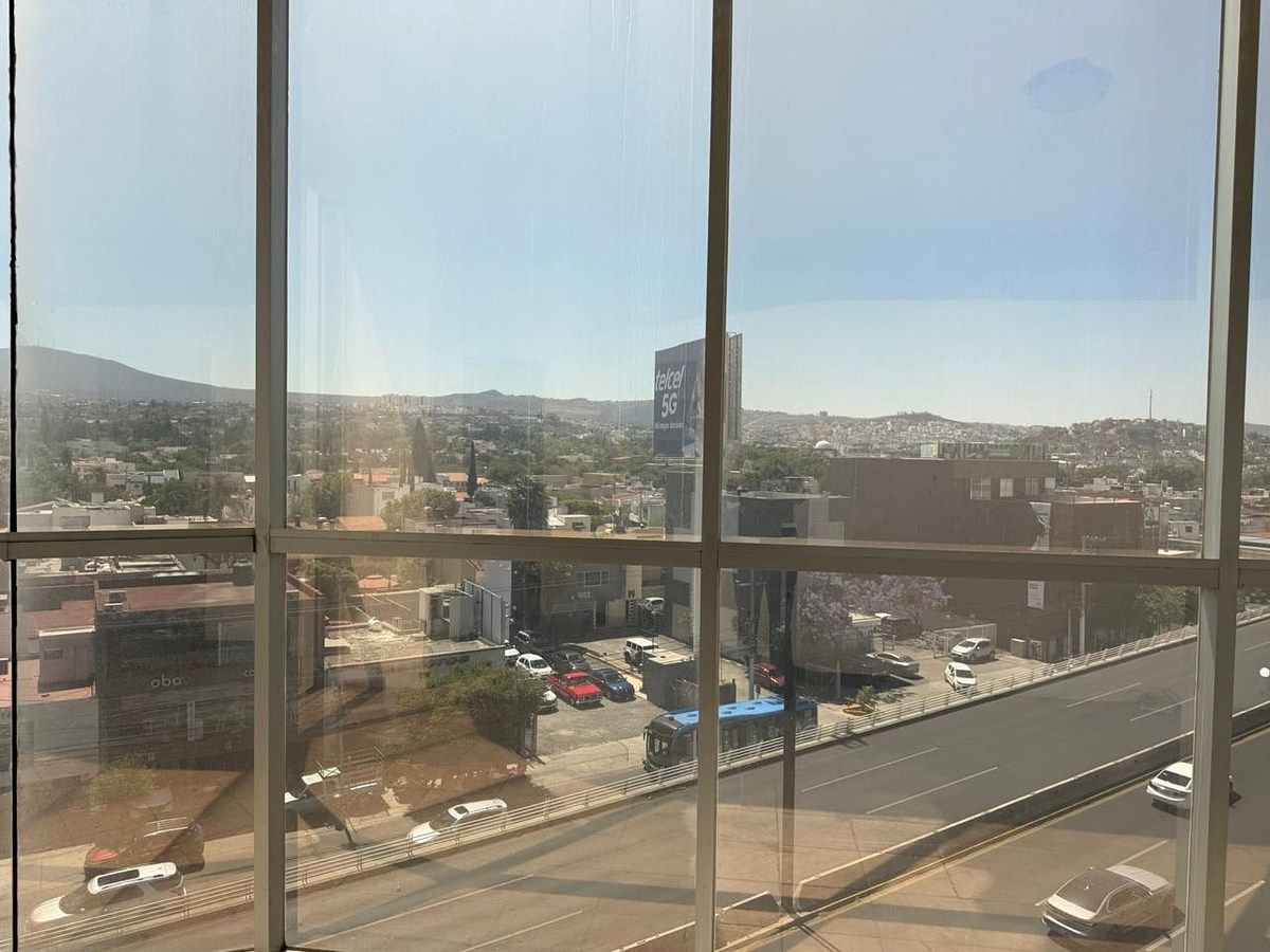Edificio en El Jacal, Querétaro, foto 11 de 12